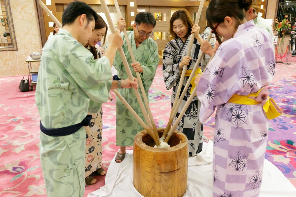 Iizaka Hotel Juraku Fukushima  Eksteriør billede