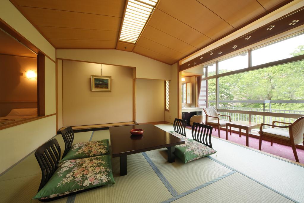 Iizaka Hotel Juraku Fukushima  Eksteriør billede