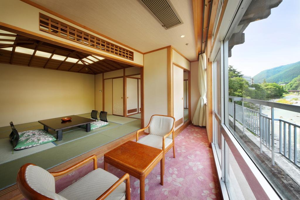 Iizaka Hotel Juraku Fukushima  Eksteriør billede